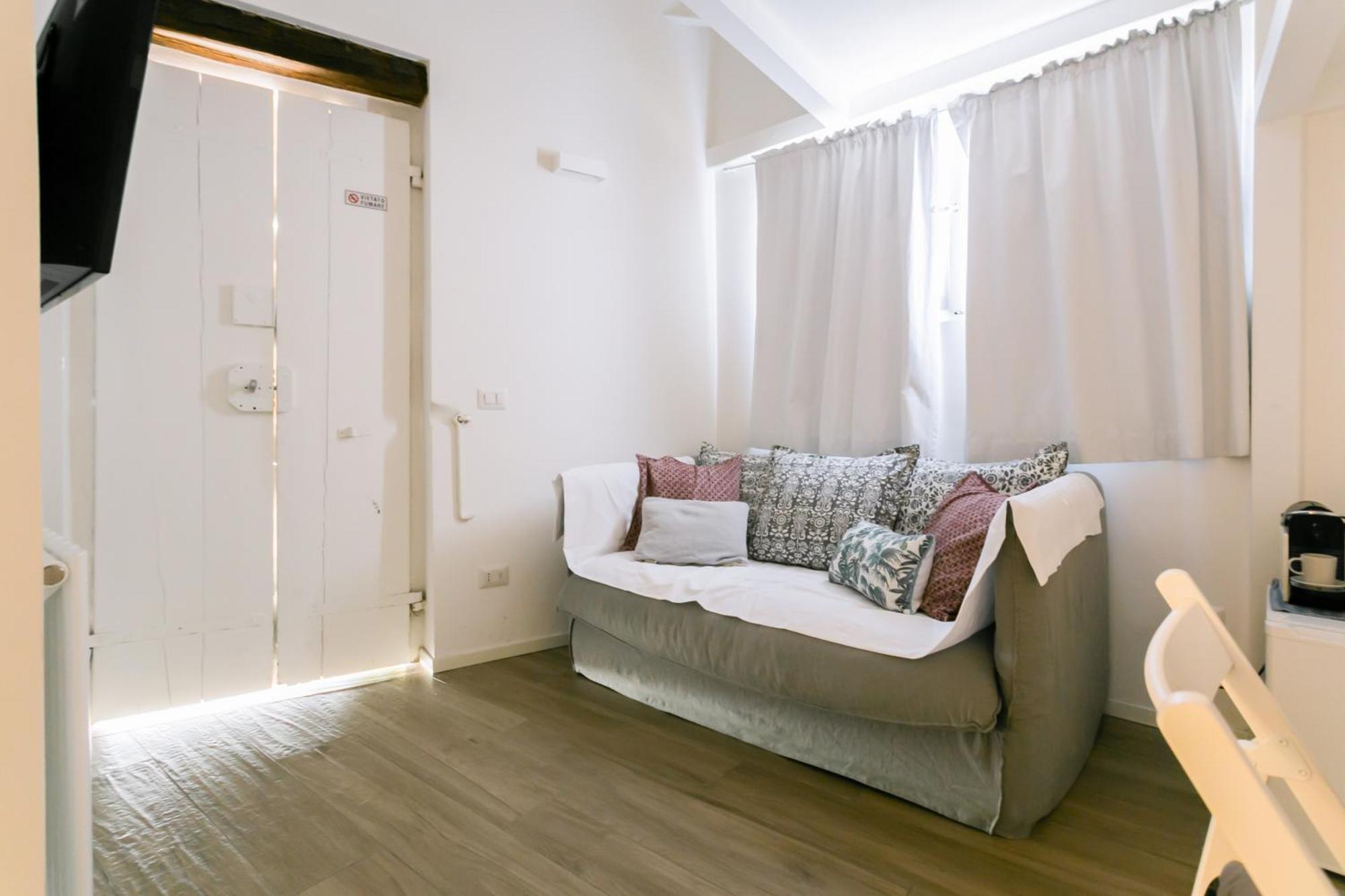 Milano Apartments Vigevano 41 المظهر الخارجي الصورة